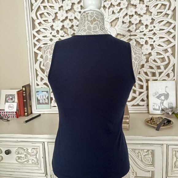 GAP sleeveless crochet tank - Picture 3 of 4